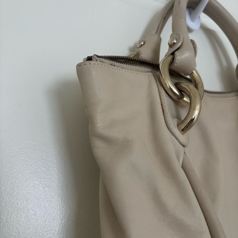 Bally Cream Handbag with Gold Accents - Picture 4 of 6